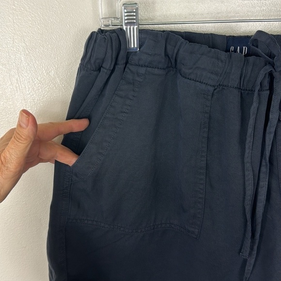 GAP Women's XXL Tencel Short Blue Pull On Drawstring Cuffed NWT Inseam 4" - Picture 11 of 14